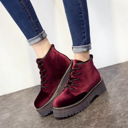 Velvet Ankle Boots with Thick Cleat..