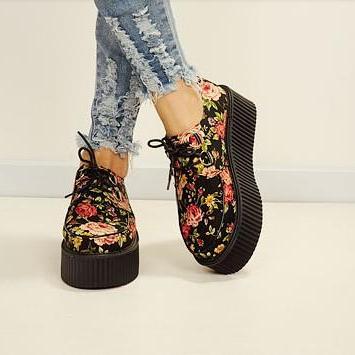 Retro Floral Creeper Shoes