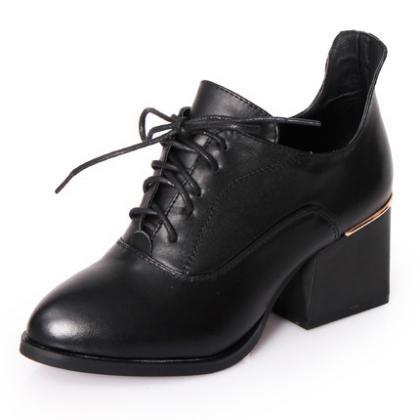 Ulass Classy Oxford Shoes in 2 Colo..