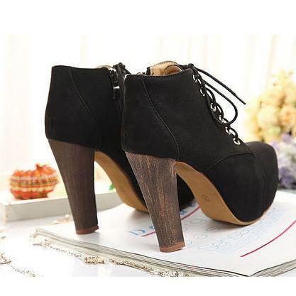Ulass Black Lace Up Suede High Heel Boots St-078