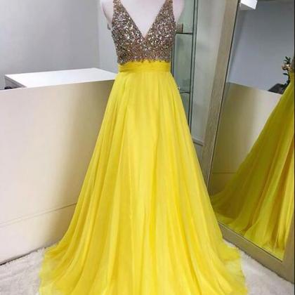 Stunning Yellow V-neck Rhinestones Prom..