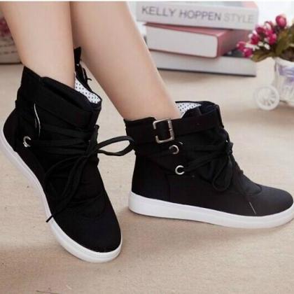 Ulass Lace High-top Canvas Shoes