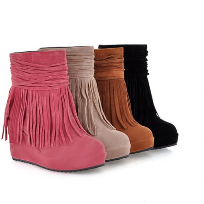 Ulass Frosted Fringed Boots