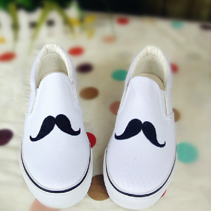 Moustache Canvas Casual Flat Slip-on Sneakers
