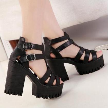 Ulass Black Thick with high-heeled ..