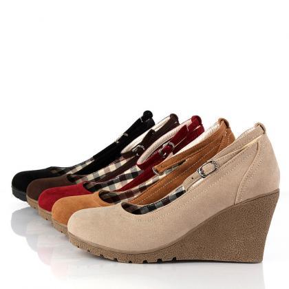 Ulass Upper Material: Suede Lining Material: Cloth..