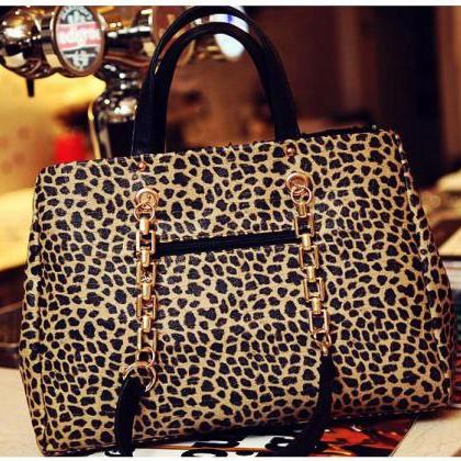 Ulass Bling Blink Sequins Leopard Handbag..