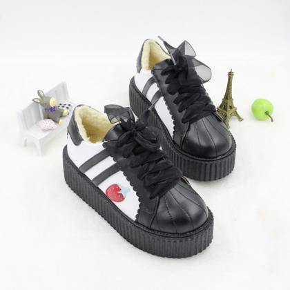Ulass 2 Colors Lolita Kawaii Strawberry Shoes..