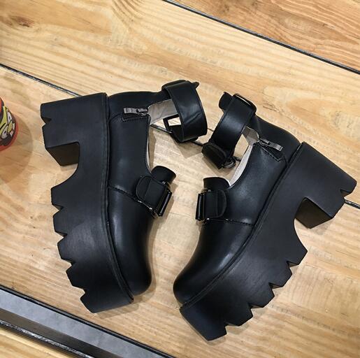 cleated platform shoes