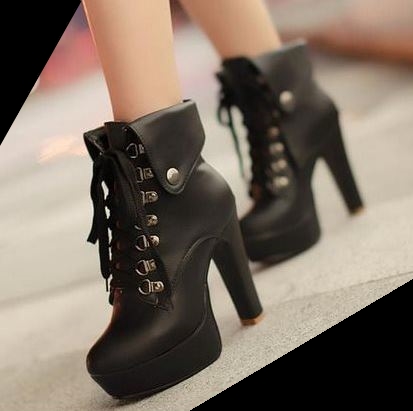Ulass Hot Black 4.7in Platform High Heel Ankle Boots
