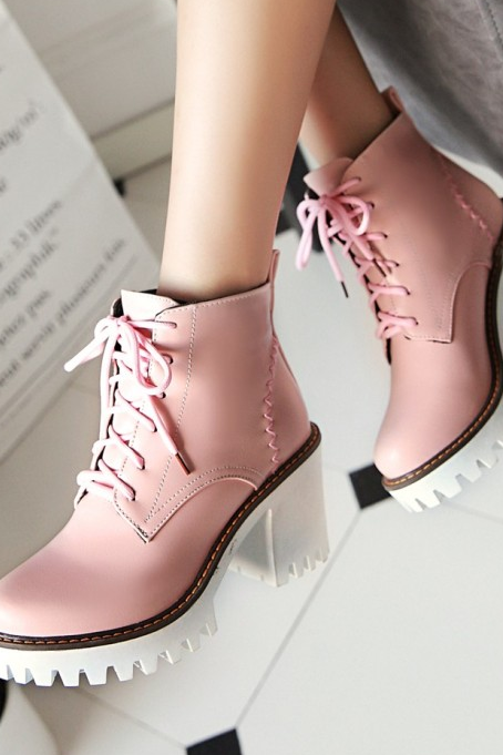 Ulass Lace Up High Heel Ankle Boots