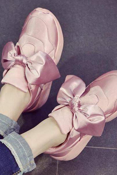 Ulass Sweet Bowknot Sneakers ( 2 colors )