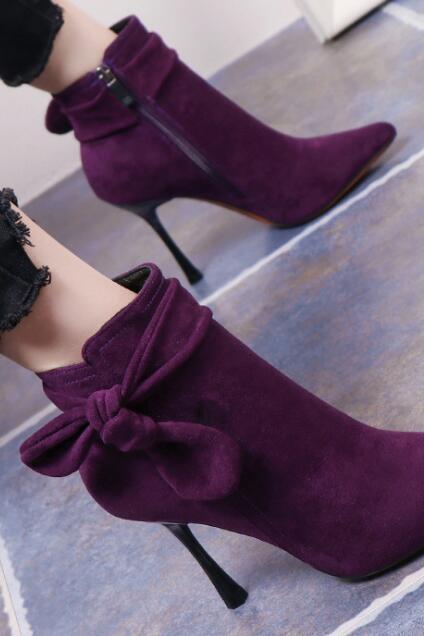 Ulass Elegant Bow Embellished Stiletto Heel Fashion Boots ST-096
