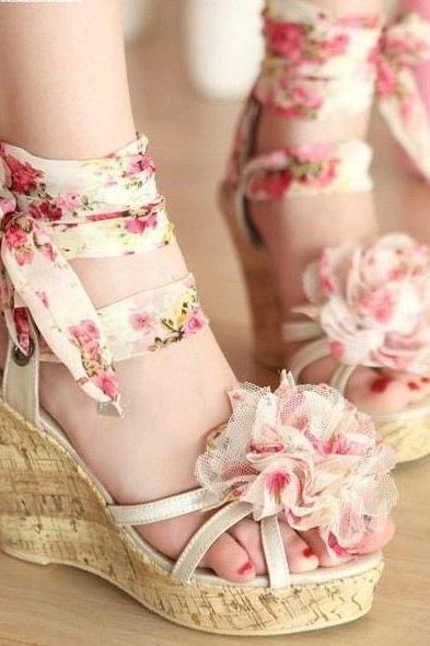 Ulass Ribbon Flower Sandals